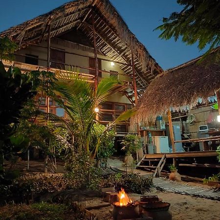Casa Surf Lodge - Praia do Tofo Екстериор снимка