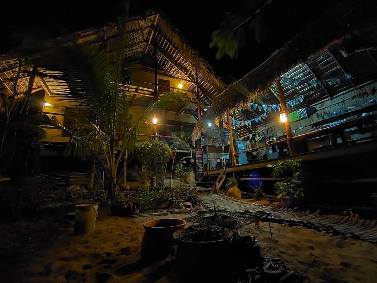 Casa Surf Lodge - Praia do Tofo Екстериор снимка